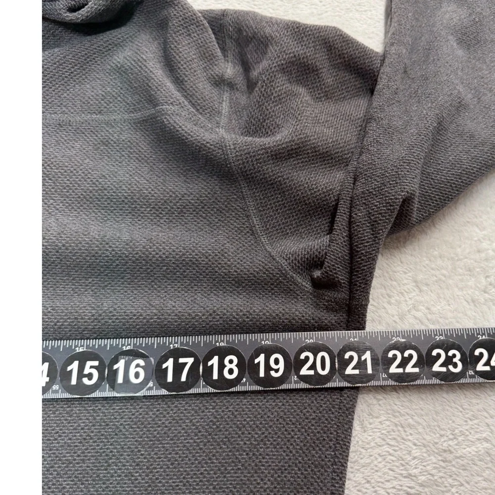 The North Face Cap Rock Fleece 1/4 Zip Pullover Mens Medium Gray Textured Lined